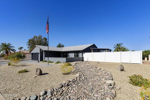 Property Slideshow image 2 of 77 | 1102 s park view cir, Mesa, AZ, 85208