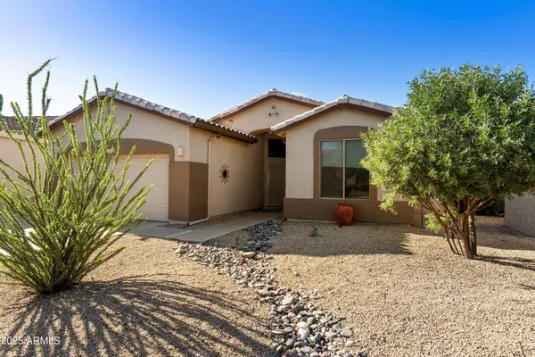 Property Slideshow image 3 of 46 | 4727 e azalea dr, Gilbert, AZ, 85298