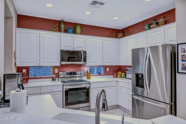 Property Slideshow image 3 of 60 | 1758 w dion dr, Phoenix, AZ, 85086