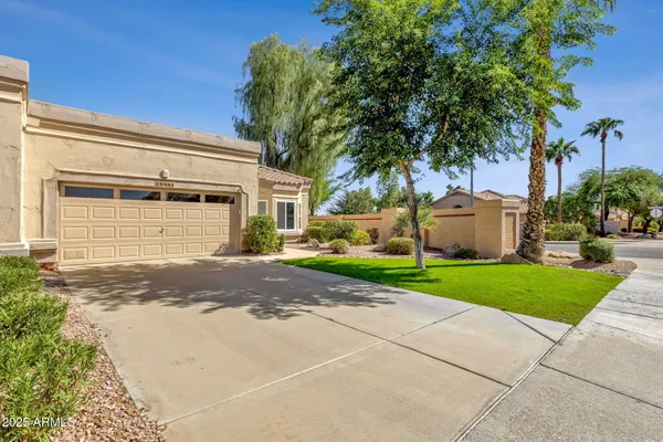 Property Slideshow image 3 of 51 | 19491 n 88th ave, Peoria, AZ, 85382