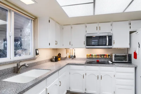 Property Slideshow image 3 of 129 | 1063 leisure world -- --, Mesa, AZ, 85206