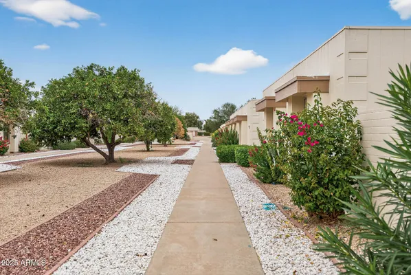 Property Slideshow image 3 of 45 | 17436 n 105th ave, Sun City, AZ, 85373