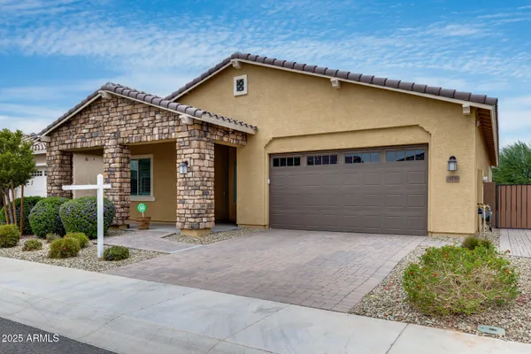 Property Slideshow image 3 of 53 | 24738 n 175th ave, Surprise, AZ, 85387