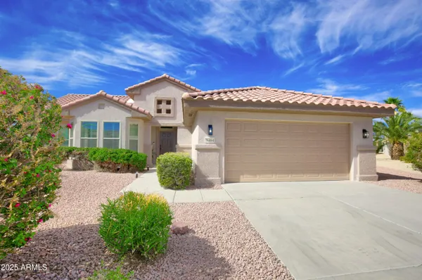 Property Slideshow image 2 of 52 | 16464 w una noche ct, Surprise, AZ, 85374