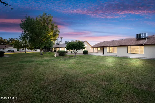 Property Slideshow image 2 of 35 | 19611 n trail ridge dr, Sun City West, AZ, 85375