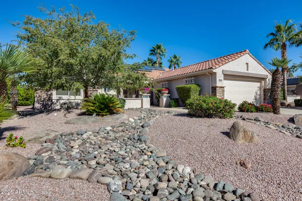 Property Slideshow image 2 of 45 | 15208 w las brizas ln, Sun City West, AZ, 85375