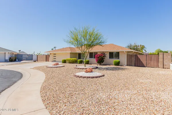 Property Slideshow image 2 of 39 | 13806 n 98th ave, Sun City, AZ, 85351