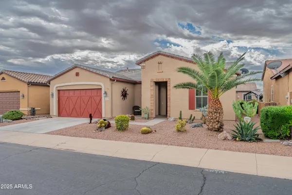 Property Slideshow image 2 of 41 | 42879 w sandpiper dr, Maricopa, AZ, 85138