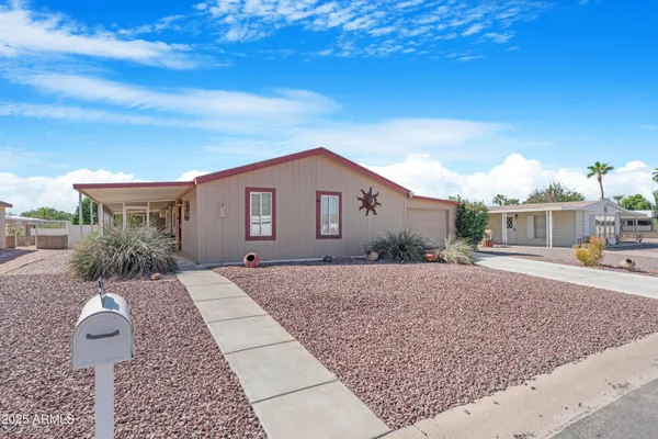 Property Slideshow image 3 of 46 | 9247 e lakeside dr, Sun Lakes, AZ, 85248