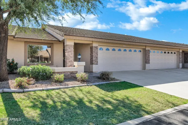 Property Slideshow image 2 of 64 | 11069 e kilarea ave 114, Mesa, AZ, 85209