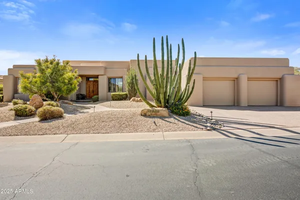 Property Slideshow image 2 of 31 | 18525 e picacho rd, Rio Verde, AZ, 85263