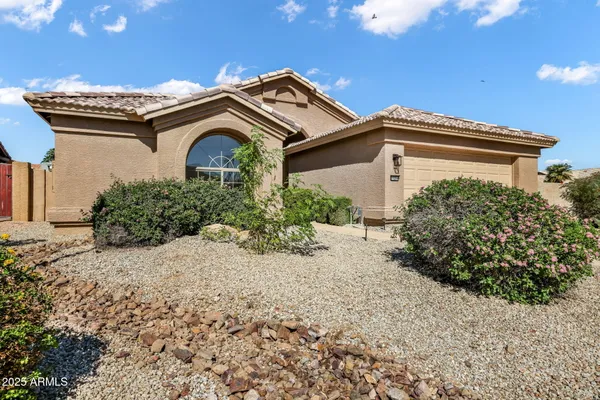 Property Slideshow image 2 of 50 | 15264 w mulberry dr, Goodyear, AZ, 85395