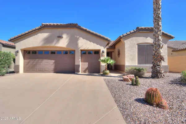 Property Slideshow image 3 of 46 | 5233 n gila trail dr, Eloy, AZ, 85131