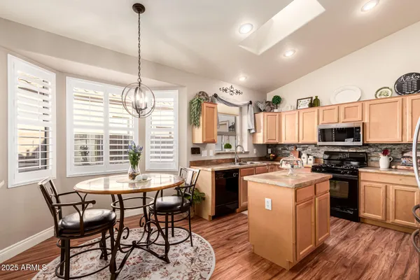 Property Slideshow image 2 of 47 | 18359 n linkletter ln, Surprise, AZ, 85374
