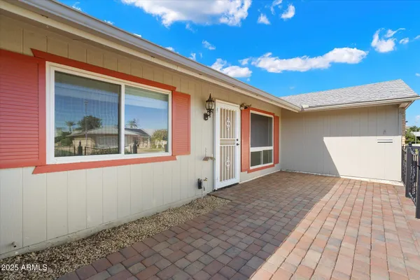 Property Slideshow image 3 of 25 | 10303 w bright angel cir, Sun City, AZ, 85351