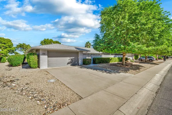 Property Slideshow image 2 of 46 | 13014 w desert glen dr, Sun City West, AZ, 85375