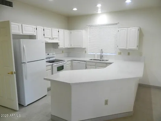 Property Slideshow image 3 of 36 | 15025 w yosemite dr, Sun City West, AZ, 85375