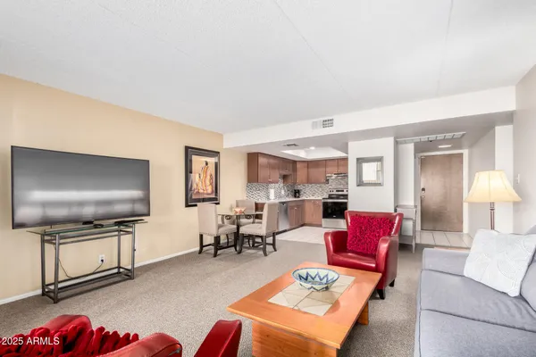 Property Slideshow image 3 of 16 | 7920 e camelback rd unit 608, Scottsdale, AZ, 85251