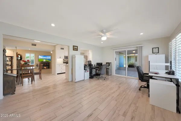 Property Slideshow image 3 of 40 | 10754 w brookside dr, Sun City, AZ, 85351