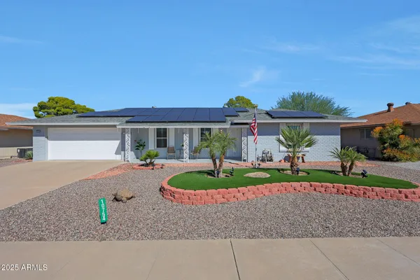 Property Slideshow image 2 of 55 | 10754 w brookside dr, Sun City, AZ, 85351