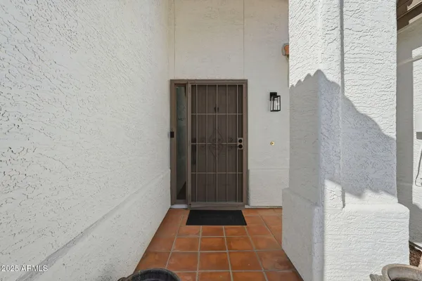 Property Slideshow image 3 of 39 | 26434 s ribbonwood dr, Sun Lakes, AZ, 85248