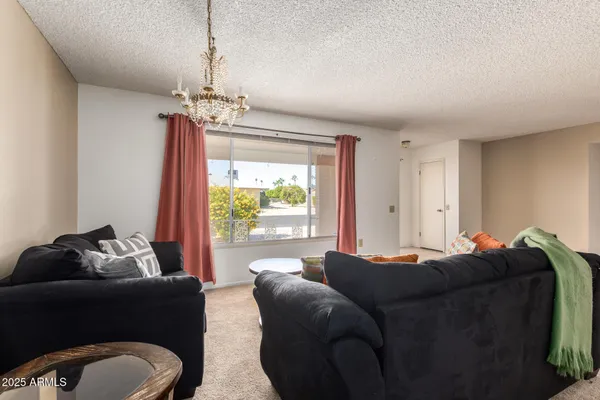 Property Slideshow image 3 of 32 | 12819 n sun valley dr, Sun City, AZ, 85351