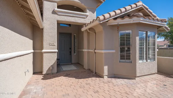 Property Slideshow image 3 of 54 | 3091 leawood loop, Sierra Vista, AZ, 85650