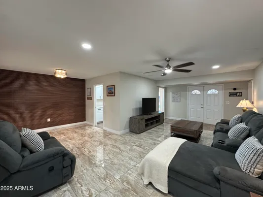 Property Slideshow image 2 of 19 | 10837 w tropicana cir, Sun City, AZ, 85351