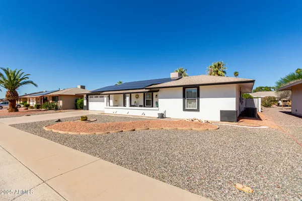 Property Slideshow image 3 of 41 | 9502 w indian hills dr, Sun City, AZ, 85351