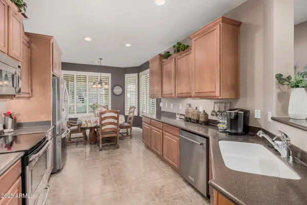 Property Slideshow image 3 of 28 | 29873 n gecko trl, San Tan Valley, AZ, 85143