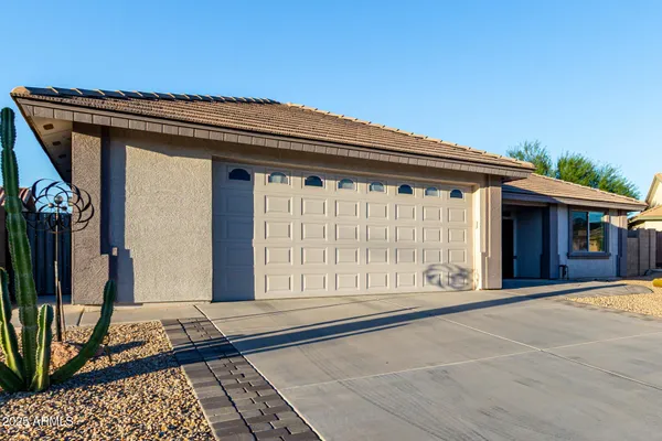 Property Slideshow image 3 of 30 | 11544 e ocaso ave, Mesa, AZ, 85212