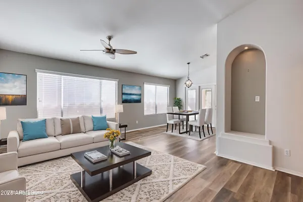 Property Slideshow image 3 of 72 | 17176 n winding trl, Surprise, AZ, 85374