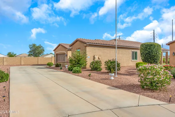 Property Slideshow image 3 of 68 | 41553 w springtime rd, Maricopa, AZ, 85138