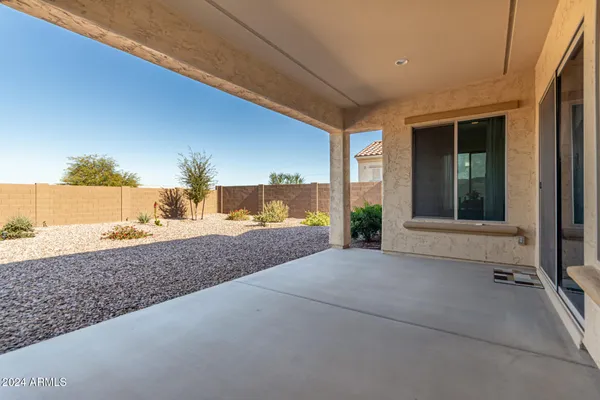 Property Slideshow image 3 of 76 | 7266 w meadowlark way, Florence, AZ, 85132