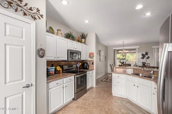 Property Slideshow image 2 of 29 | 16156 w birdsong ct, Surprise, AZ, 85374