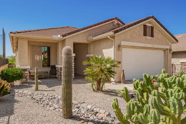 Property Slideshow image 2 of 27 | 32004 n skyline dr, San Tan Valley, AZ, 85143
