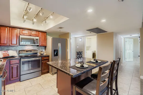 Property Slideshow image 2 of 31 | 7970 e camelback rd unit 604, Scottsdale, AZ, 85251