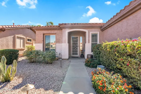 Property Slideshow image 2 of 64 | 5332 s citrus ct, Gilbert, AZ, 85298