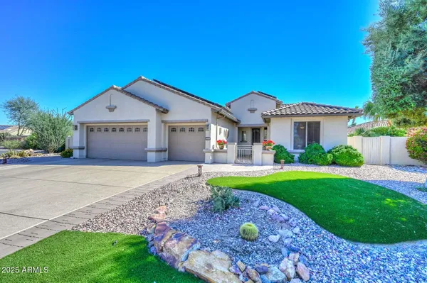 Property Slideshow image 2 of 46 | 2733 n 164th ave, Goodyear, AZ, 85395