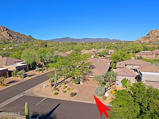 Property Slideshow image 3 of 110 | 34483 n 68th way, Scottsdale, AZ, 85266