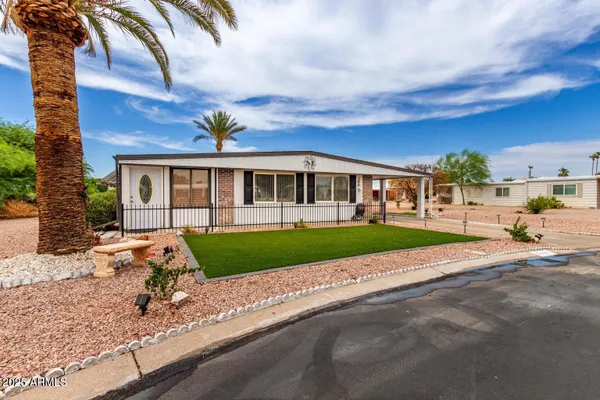 Property Slideshow image 2 of 32 | 506 s 81st pl, Mesa, AZ, 85208