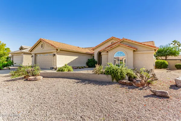 Property Slideshow image 2 of 45 | 10605 e hercules dr, Sun Lakes, AZ, 85248