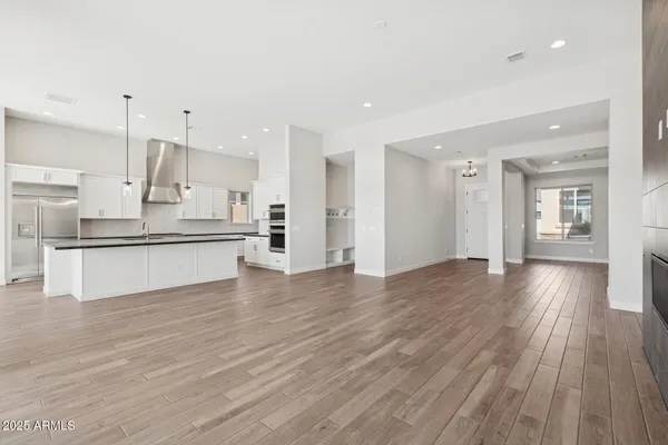 Property Slideshow image 3 of 28 | 20645 w berridge ln, Buckeye, AZ, 85396