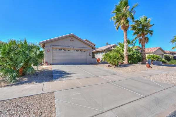 Property Slideshow image 2 of 66 | 55 n agua fria ln, Casa Grande, AZ, 85194