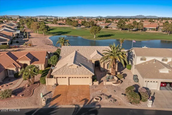Property Slideshow image 2 of 63 | 8936 e cedar waxwing dr, Sun Lakes, AZ, 85248