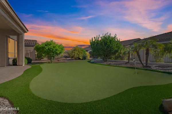 Property Slideshow image 3 of 61 | 4615 e sourwood dr, Gilbert, AZ, 85298