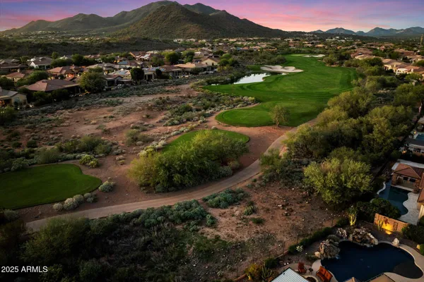 Property Slideshow image 2 of 52 | 41318 n club pointe dr, Anthem, AZ, 85086