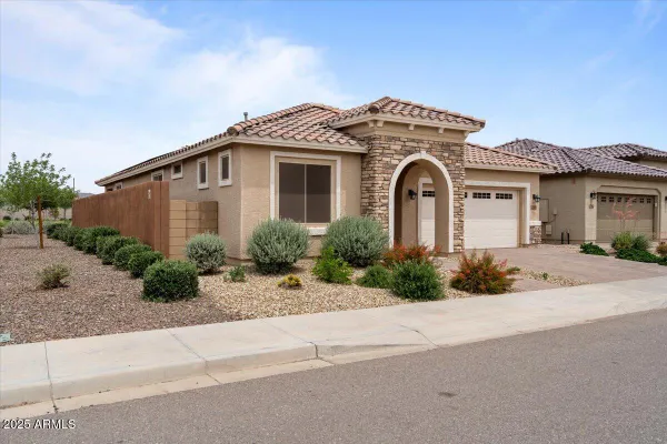 Property Slideshow image 2 of 32 | 25030 n 172nd ln, Surprise, AZ, 85387