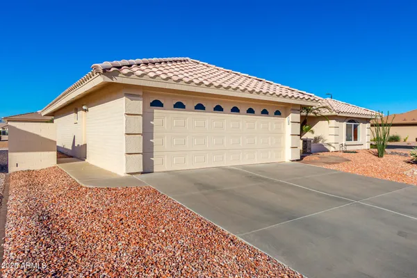 Property Slideshow image 2 of 36 | 11410 e medina ave, Mesa, AZ, 85209