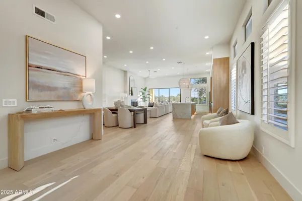 Property Slideshow image 2 of 38 | 6489 e shooting star way, Scottsdale, AZ, 85266